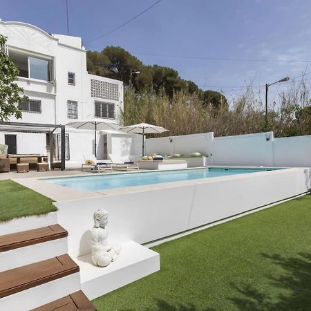 Casa Canyet Con Piscina A Un Paso De Barcelona Y La Playa Badalona Buitenkant foto