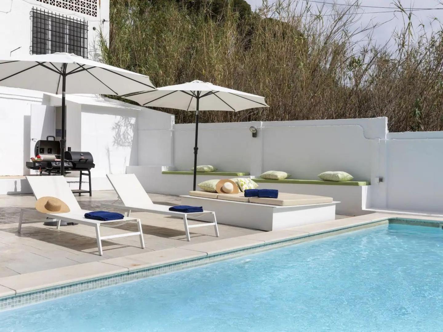 Casa Canyet Con Piscina A Un Paso De Barcelona Y La Playa Badalona Buitenkant foto