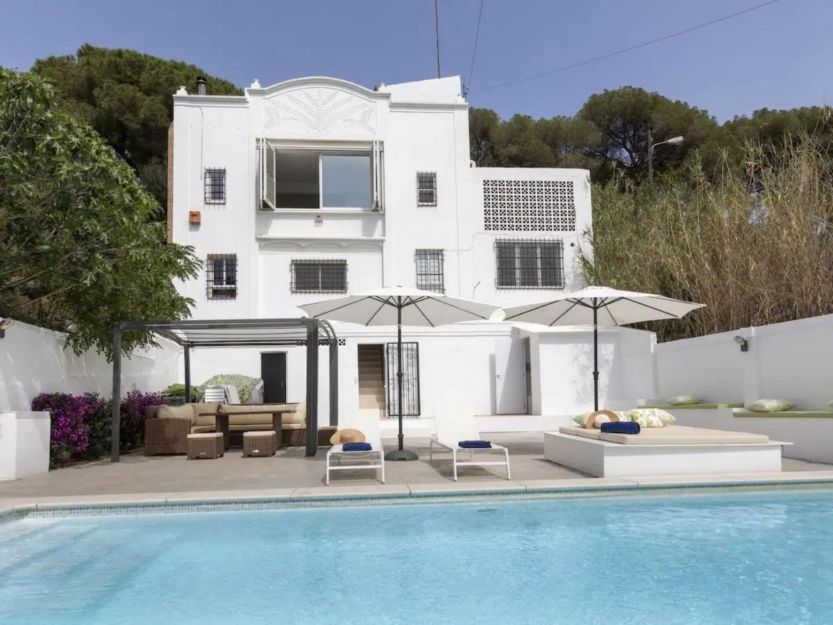 Casa Canyet Con Piscina A Un Paso De Barcelona Y La Playa Badalona Buitenkant foto